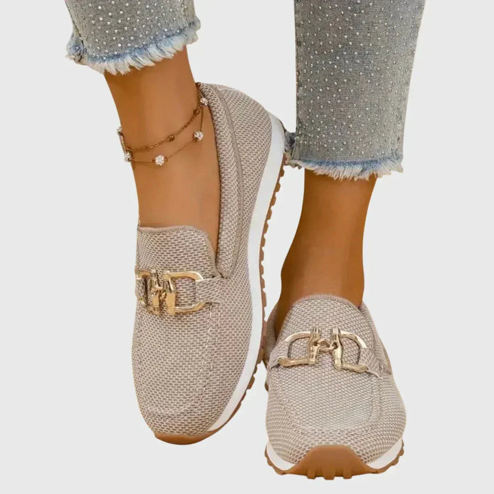 Chiara women&