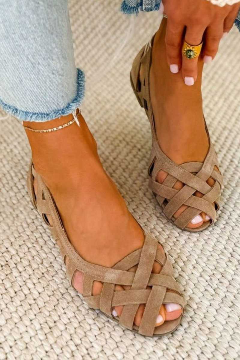 Beige / US 13
