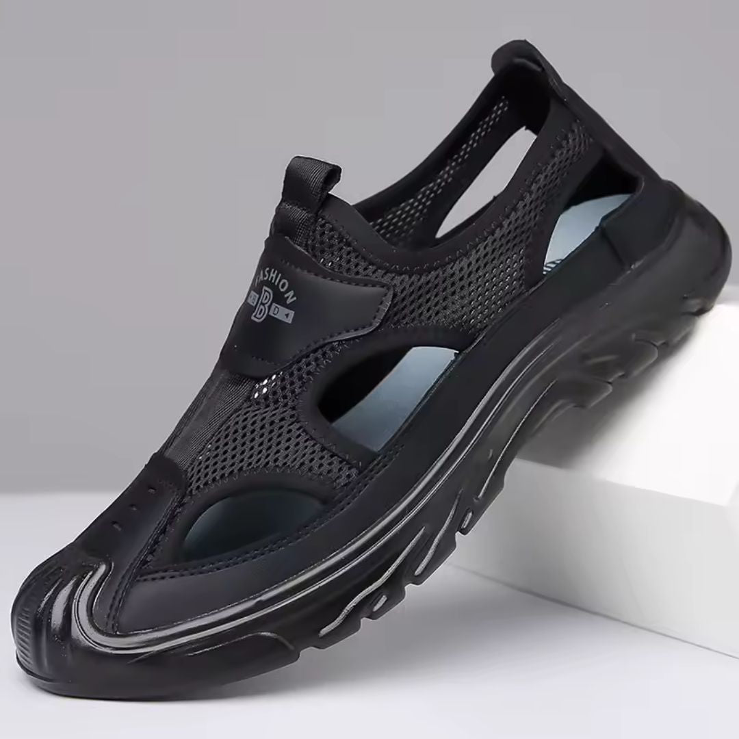Black / US 11