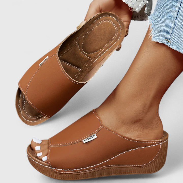 Brown / US 11