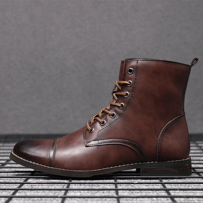 Dark Brown / US 15