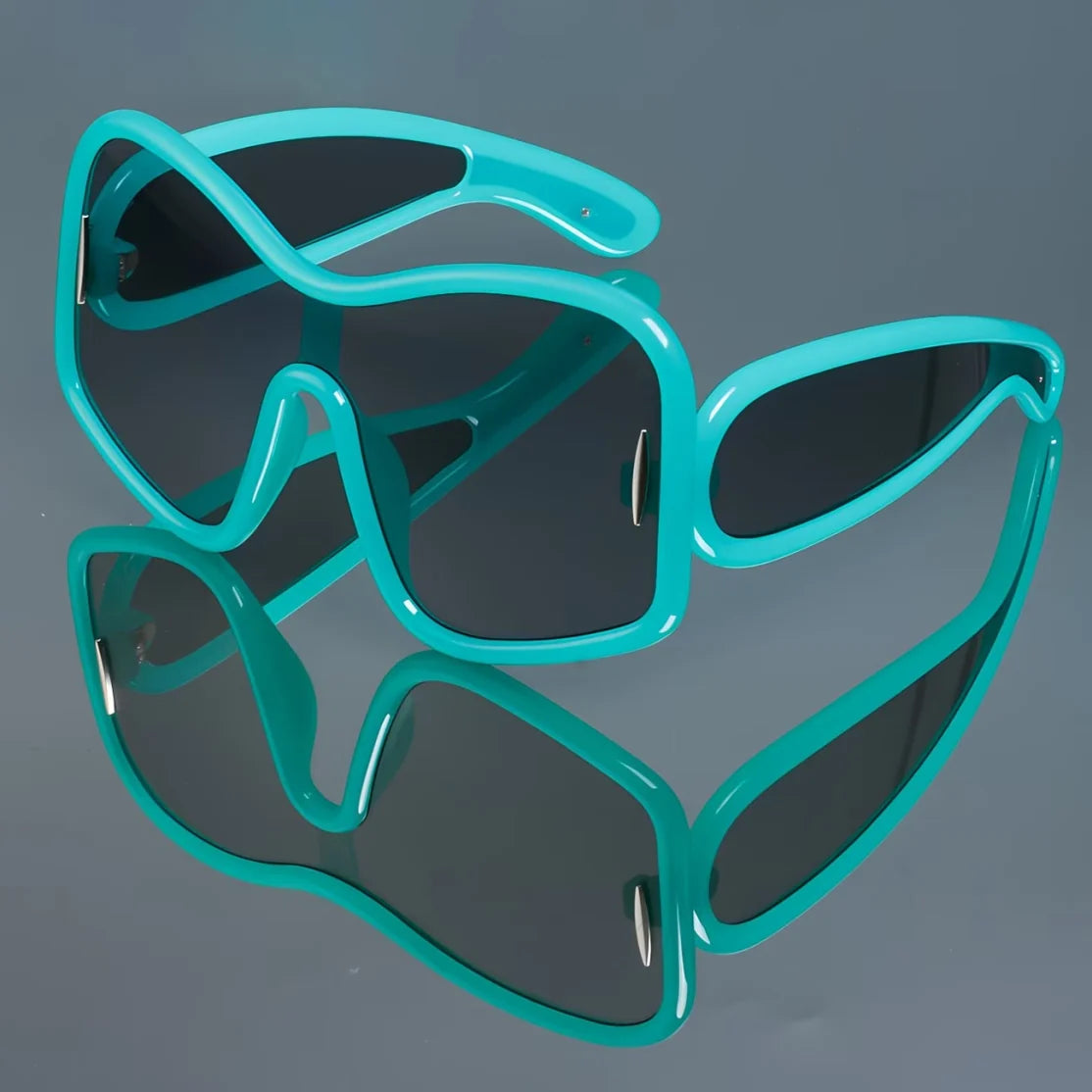 Nova Angled Light Shades – women's sunglasses