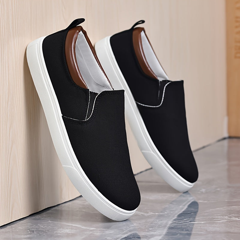 Black / US 15