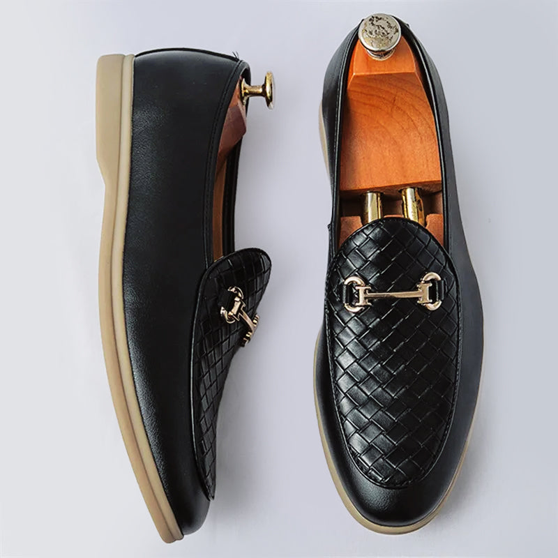 Black / US 13
