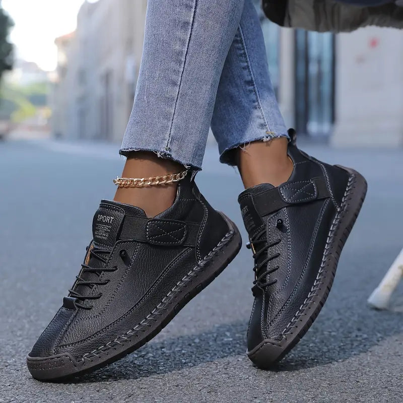 Black / US 17