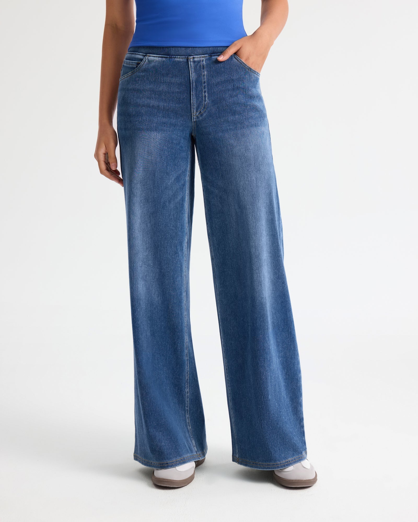Medium Wash / 2XL