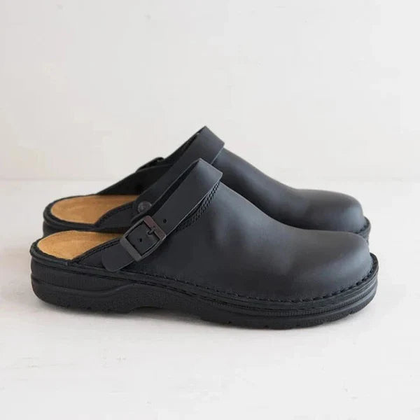 Black / US 15