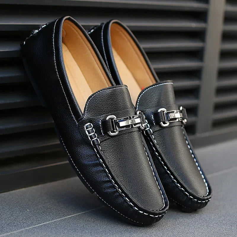 Black / US 15