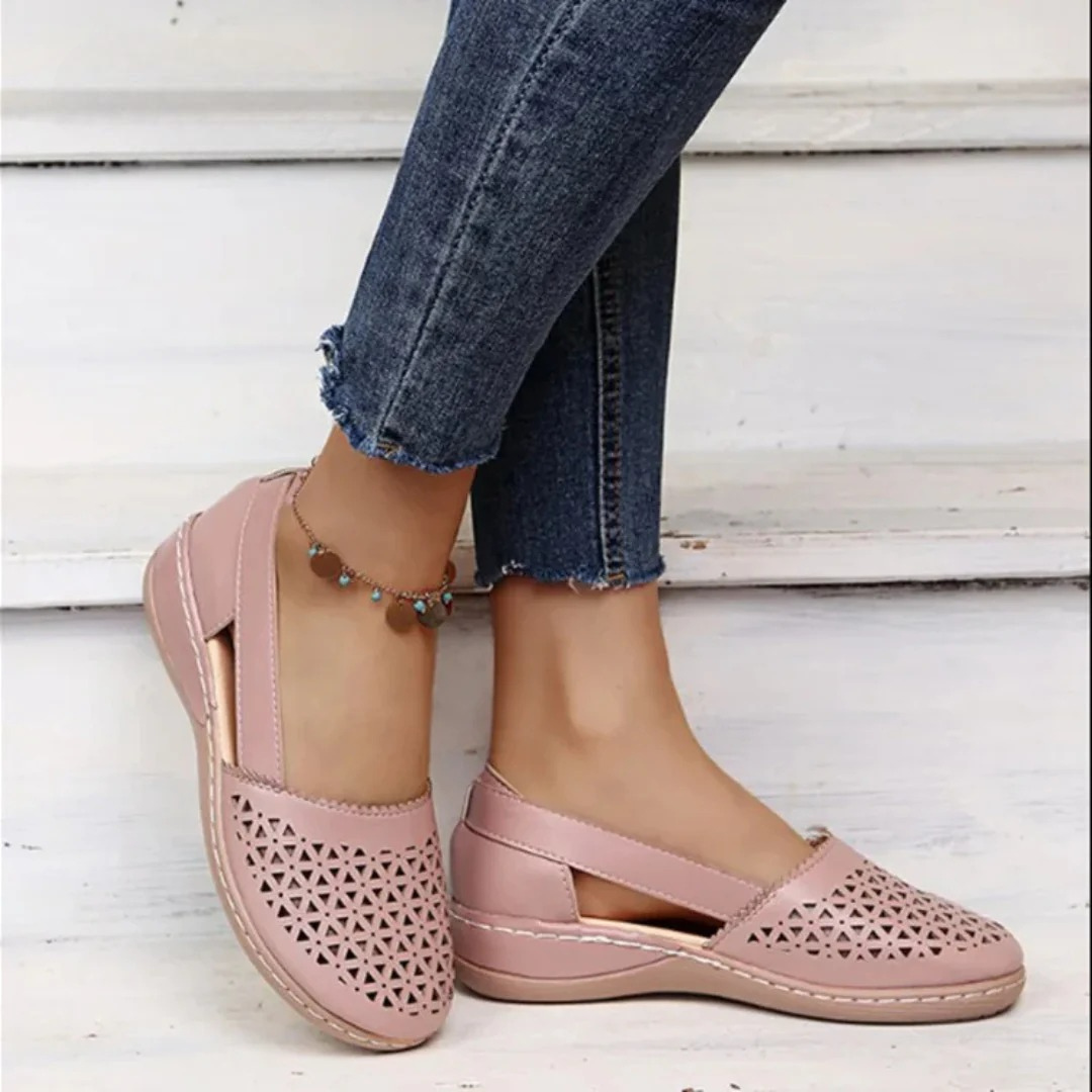 Light Pink / US 12