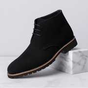 Black / US 15