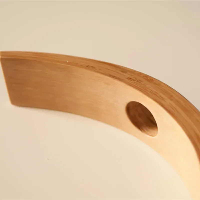 Bilico curved wood detail
