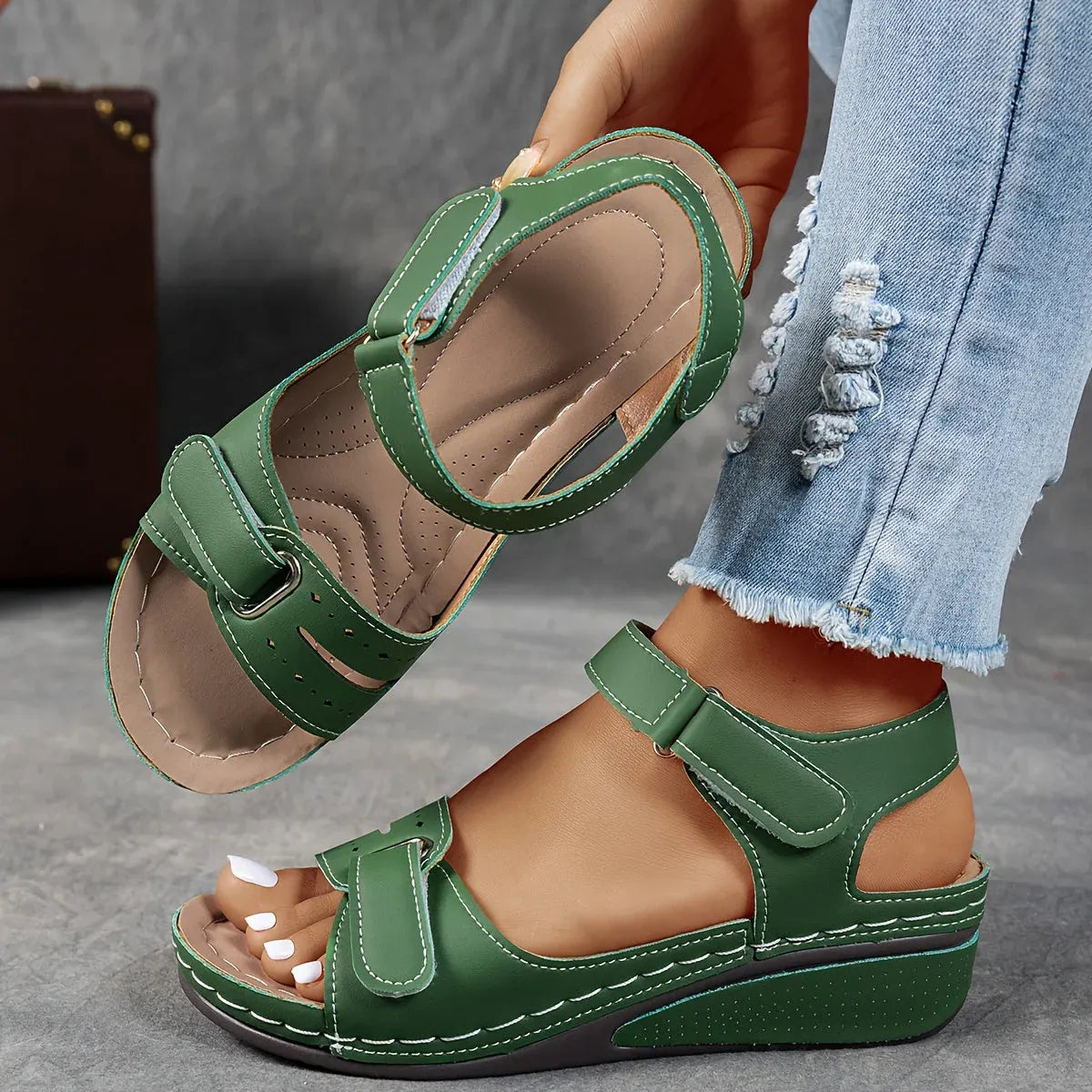 Cherry women's elegant orthopedic sandals, alternate view