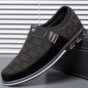 Dark Brown / US 15