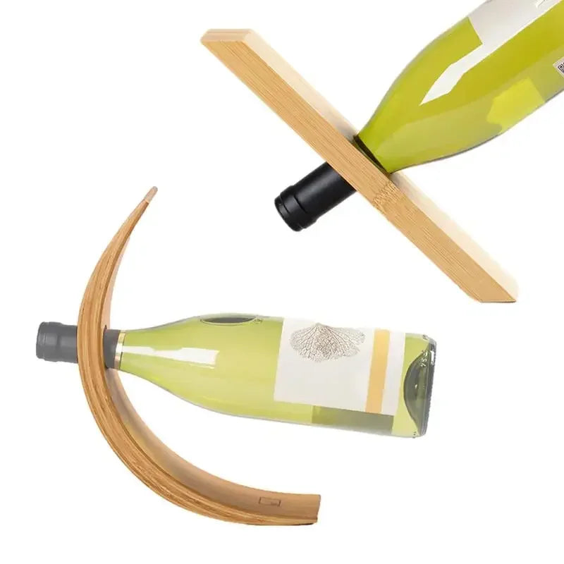 Equilibrio holder with white wine