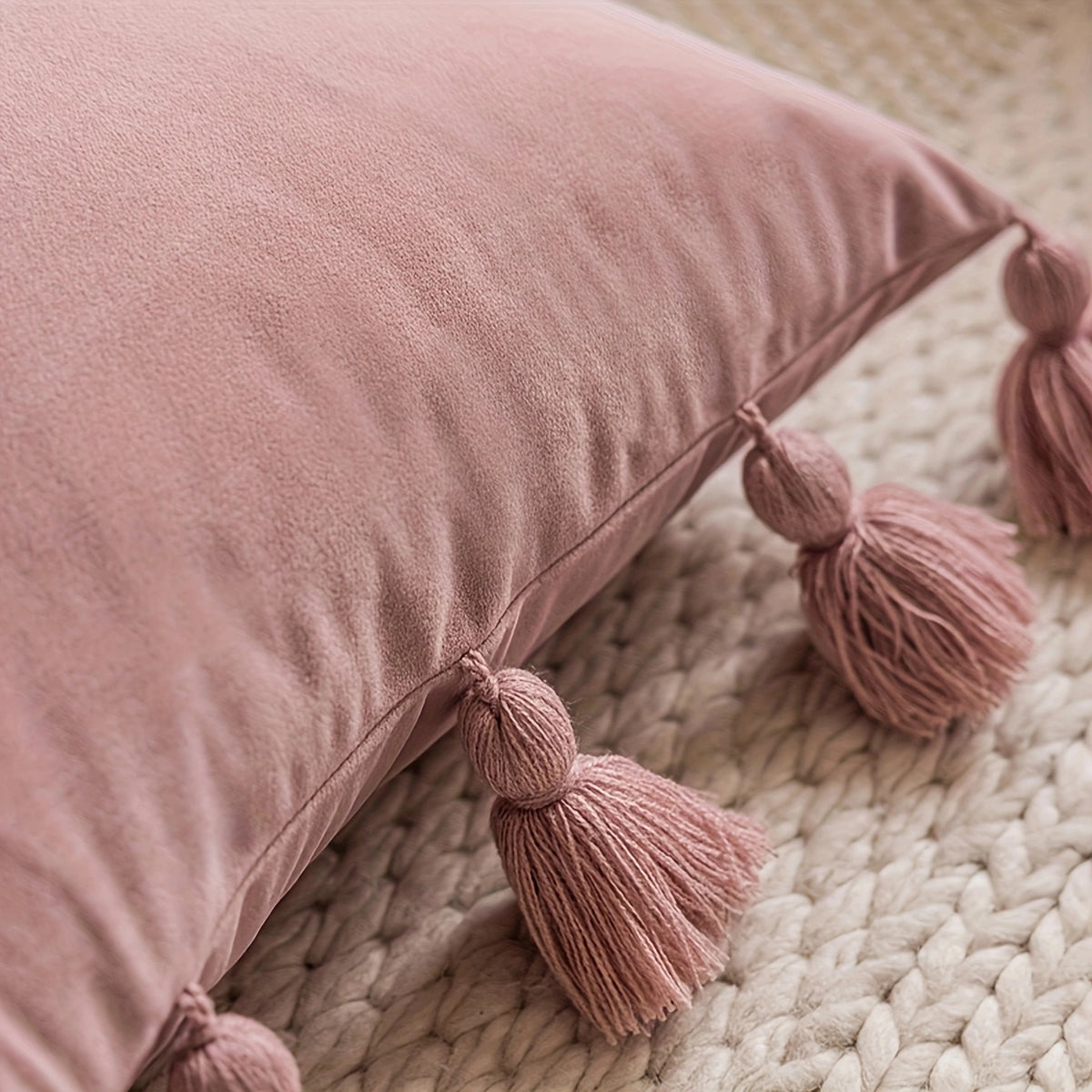 Frangia pink cushion close-up