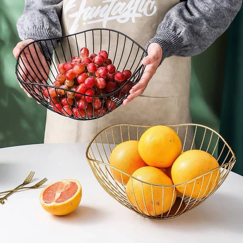 Fruttiera bowls with oranges and berries