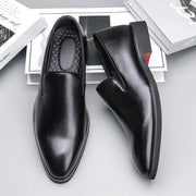 Black / US 15