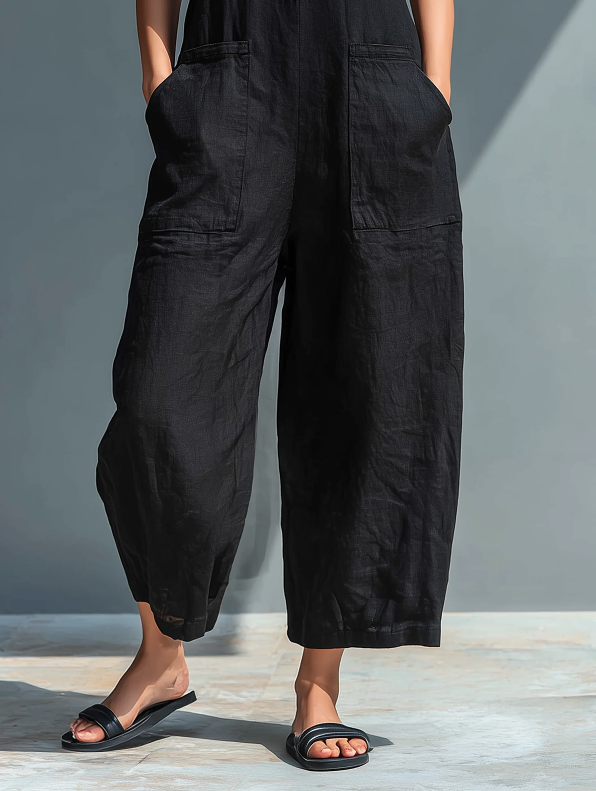 Lotte women's sleeveless jumpsuit, view 4