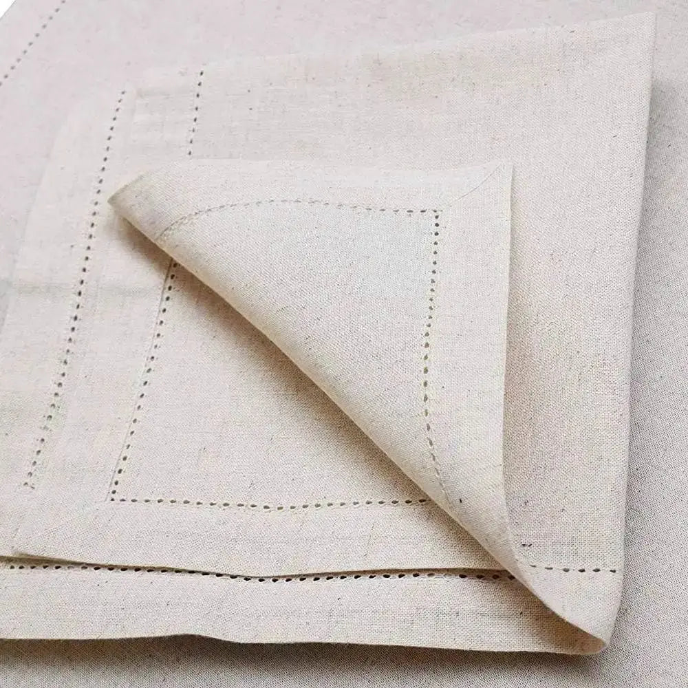 Lucca hemstitched napkin detail
