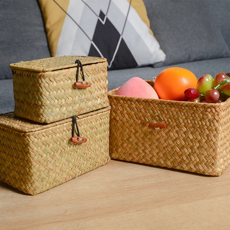 Paglia box with fruit