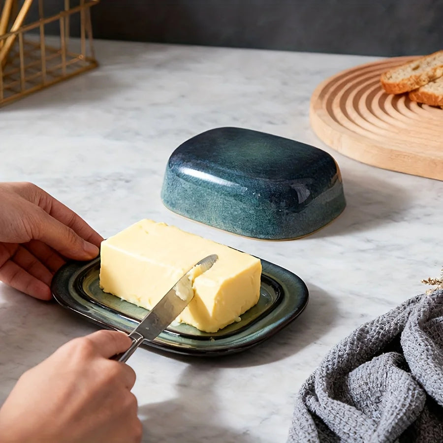 Parma butter dish with butter