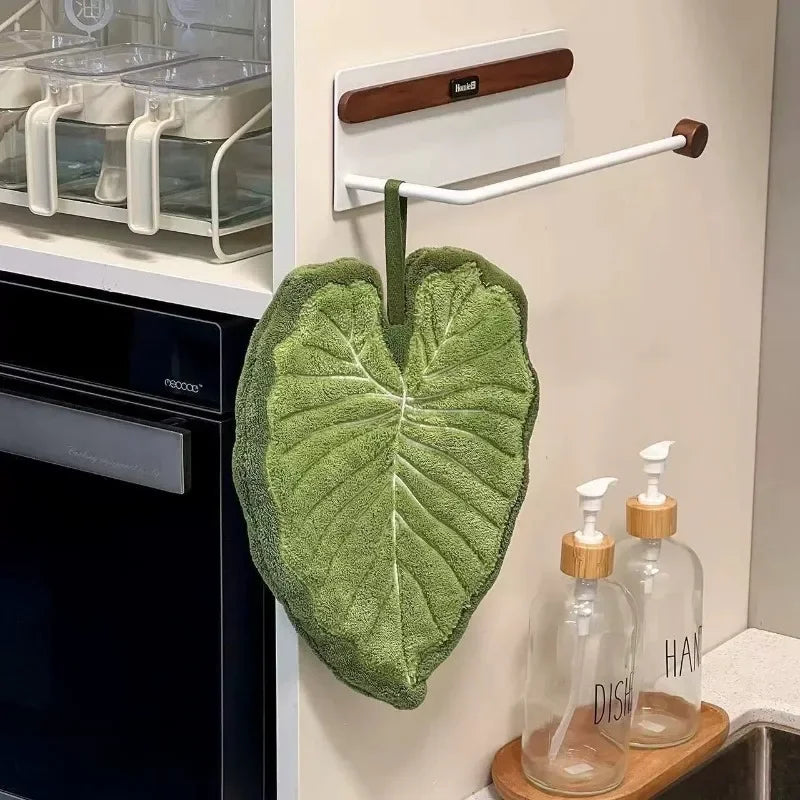 Tropico leaf towel in a kitchen