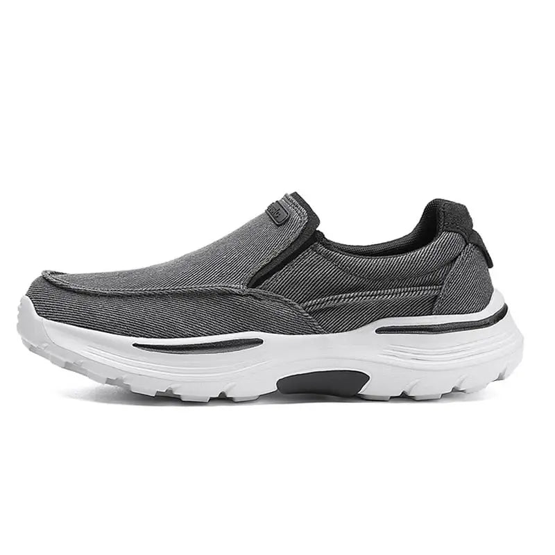 Dark Grey / US 15
