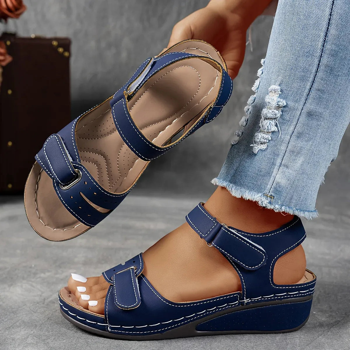 Navy Blue / US 9.5
