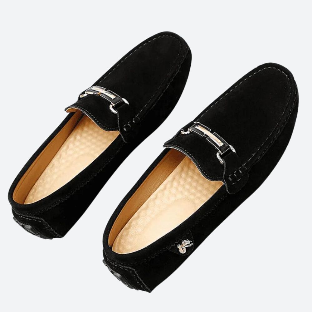 Black / US 15