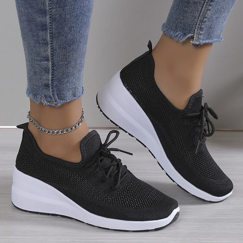 Black / US 9